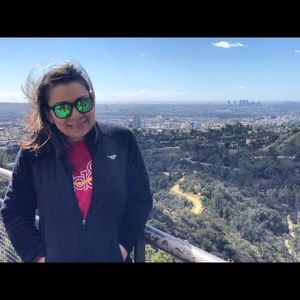 Meet your Posher, Eleyda